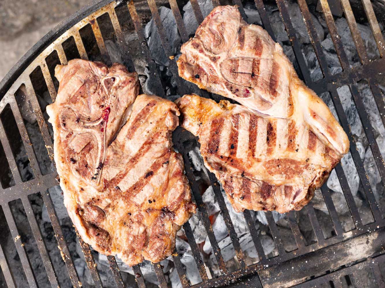 BERKSHIRE BOSTON BUTT SHOULDER STEAKS, 12-16 oz - Image 3
