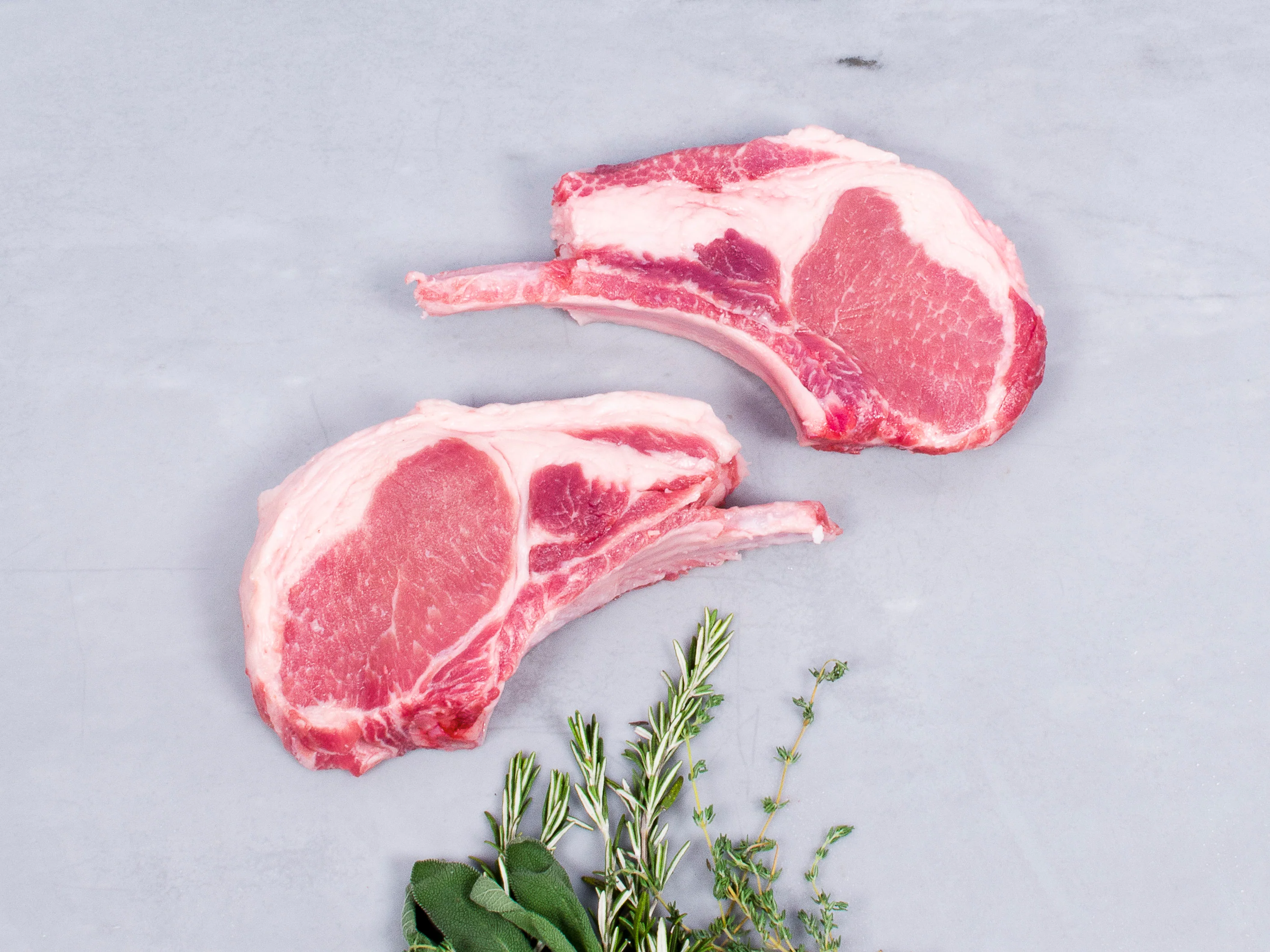 CENTER-CUT SINGLE PORK LOIN CHOPS