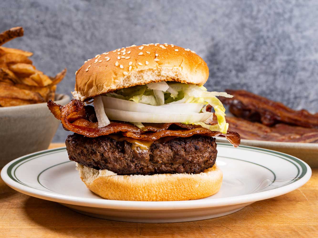 WAGYU BURGERS AND BACON - Image 2